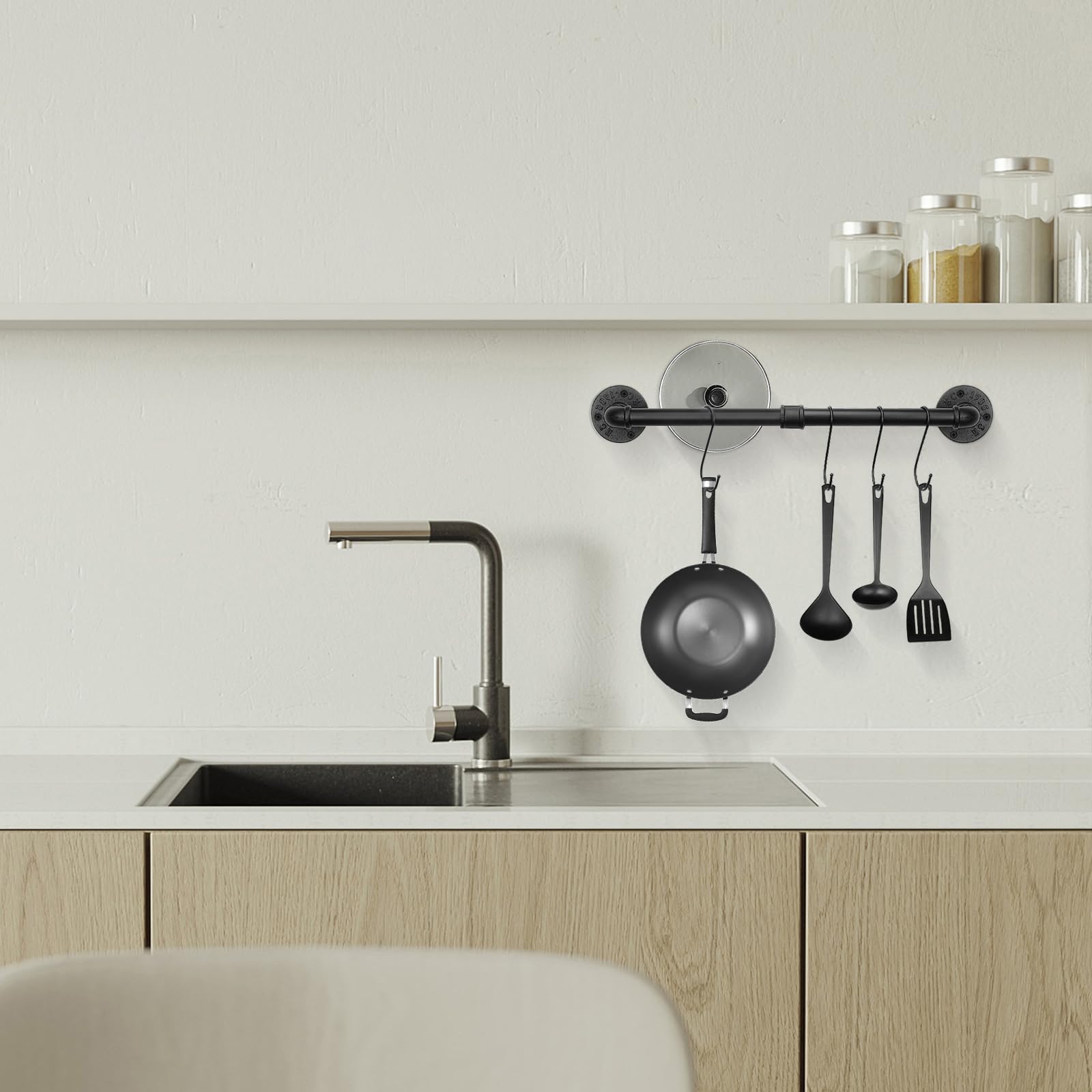 Livabber Industrial Pipe Towel Bar, Rustic Iron Decor Bathroom Hardware Towel Bar Accessory, Heavy Duty Wall Mounted Bath Towel